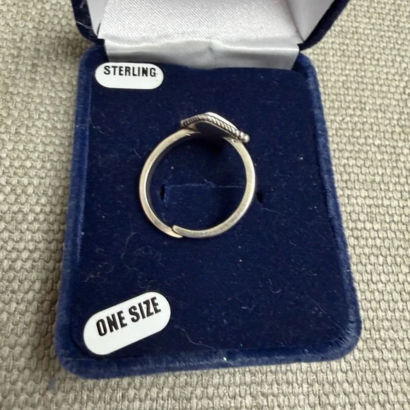 Montana Silversmiths Sterling White Buffalo Stone Ring - Picture 3 of 4